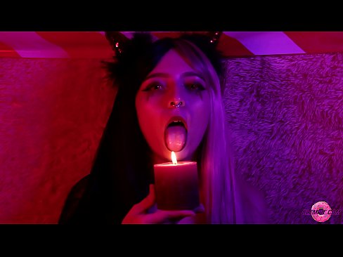 ❤️ מציצה נלהבת מ-Sexy Succubus עם הגשמה בפה ☑ פורנו רוסי אצלנו